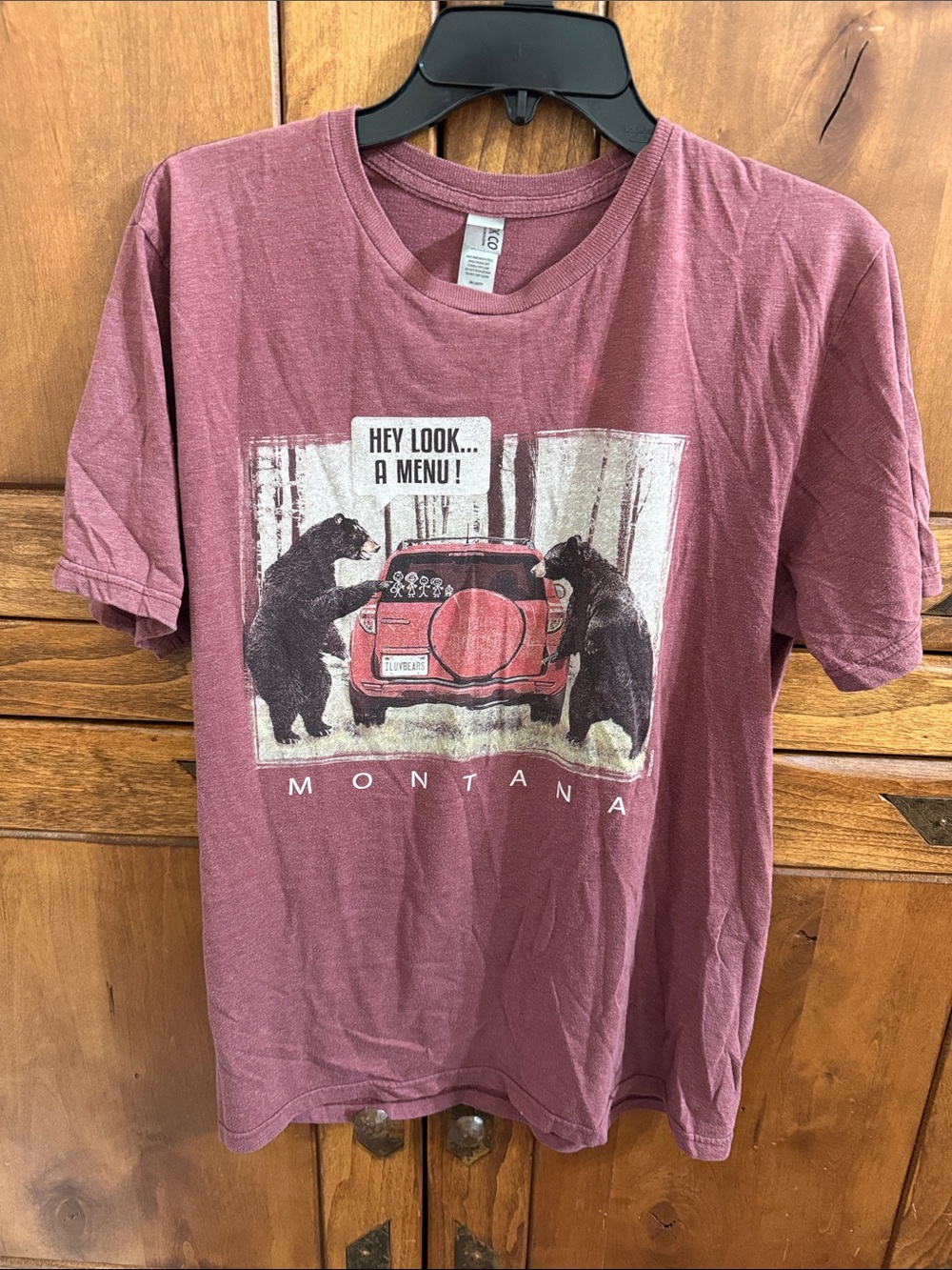 Duck Co medium tee youth or small men Guc Montana Grizzly menu Tshirt